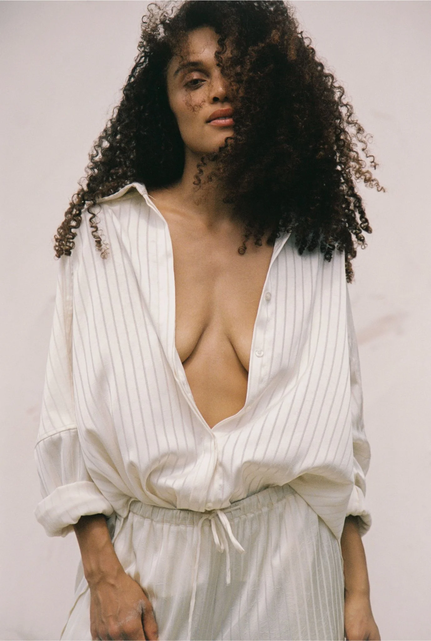 IVY SHIRT - CREAM - Image 4