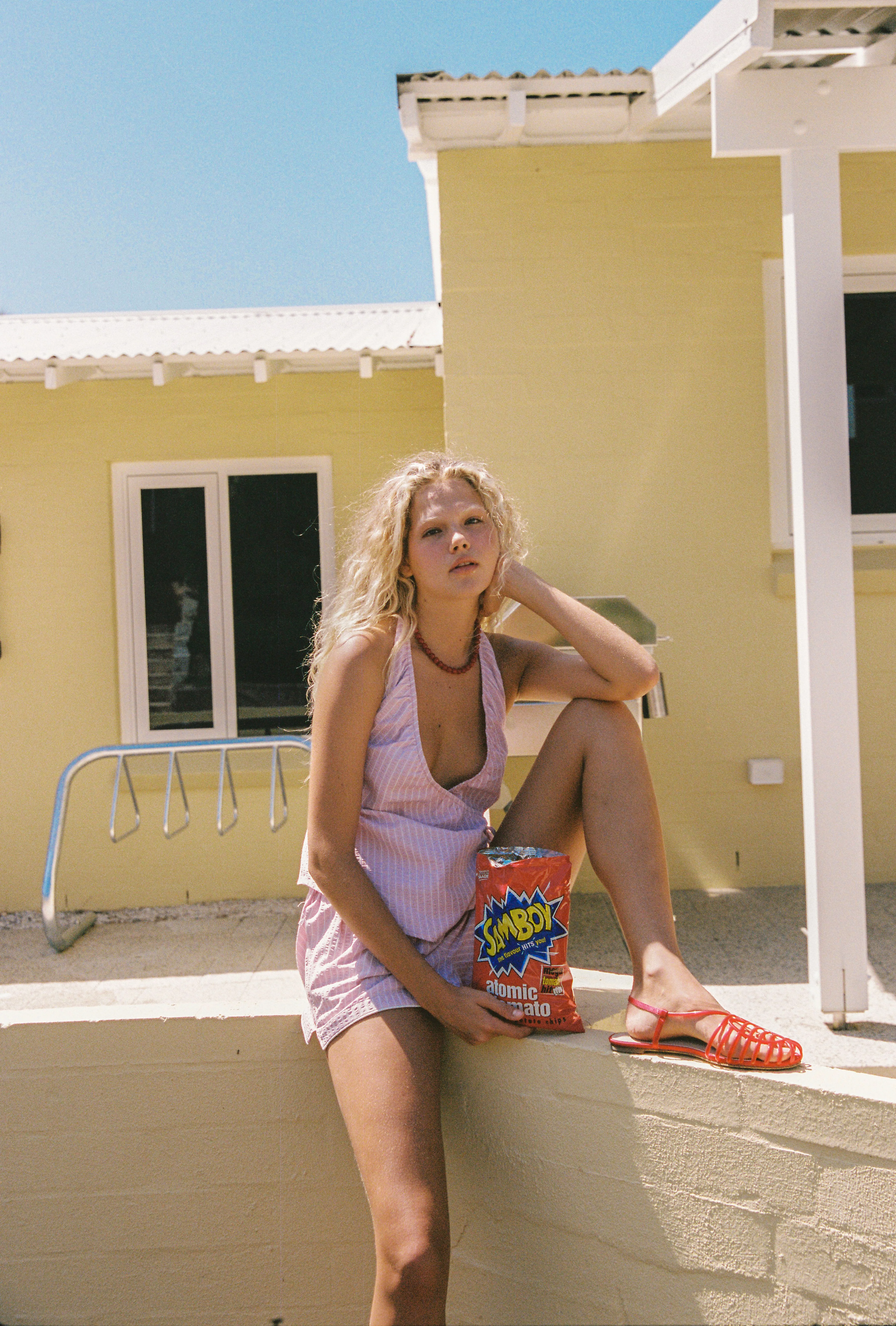 LOLA HALTER TOP - PETAL - Image 4
